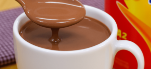 Chocolate Quente Cremoso da Vovó: receita mineira simples e irresistível