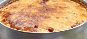 Massa para torta salgada com apenas dois ingredientes: fácil, rápida e deliciosa!